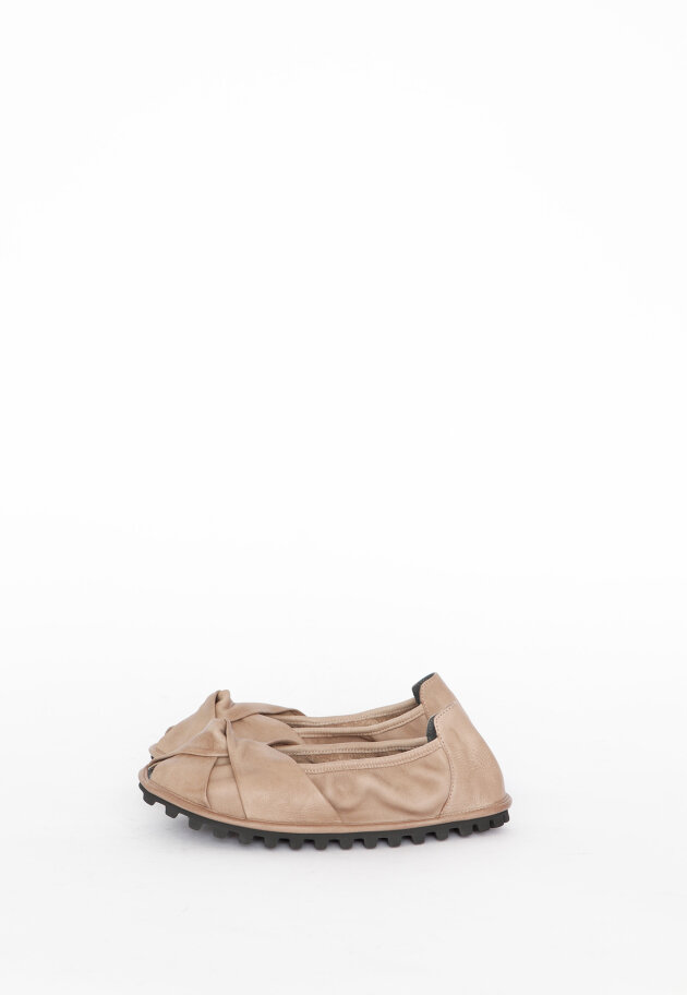 Lofina - Ballet flat with a flexible sole