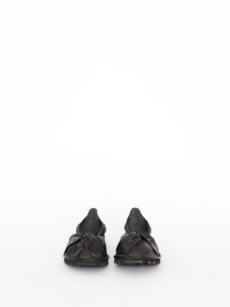 Lofina - Ballet flat with a flexible sole