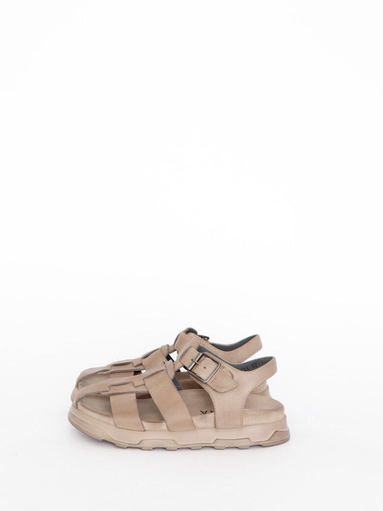 Lofina - Sandal with buckle