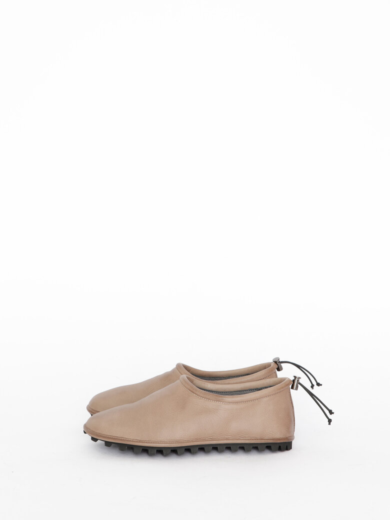 Lofina - Shoes with a flexible sole