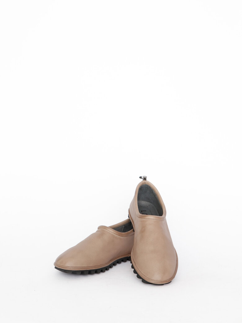 Lofina - Shoes with a flexible sole