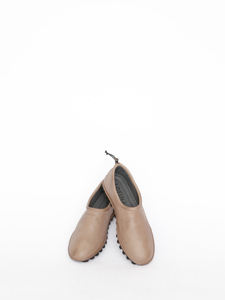Lofina - Shoes with a flexible sole