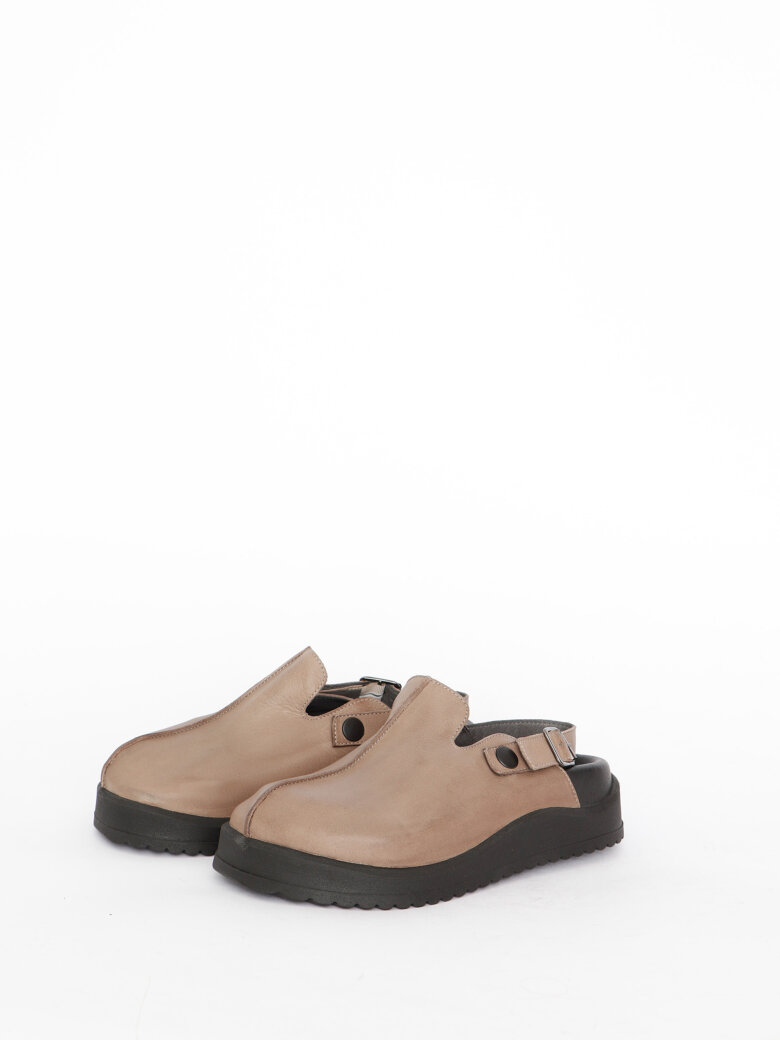 Sort Aarhus - Clog with heel strap and buckle