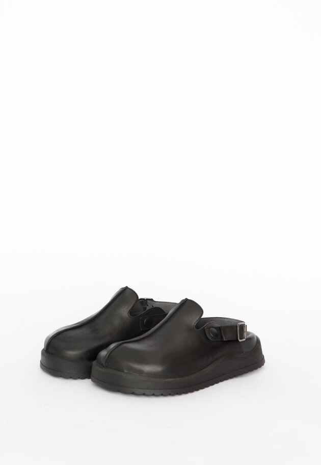 Sort Aarhus - Clog with heel strap and buckle