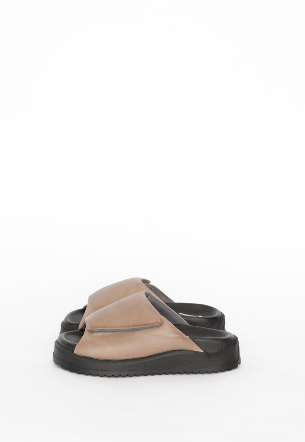 Sort Aarhus - Sandal with Velcro closure
