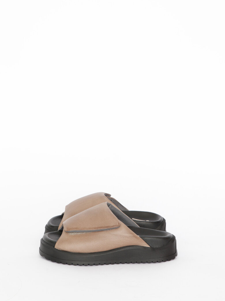 Sort Aarhus - Sandal with Velcro closure