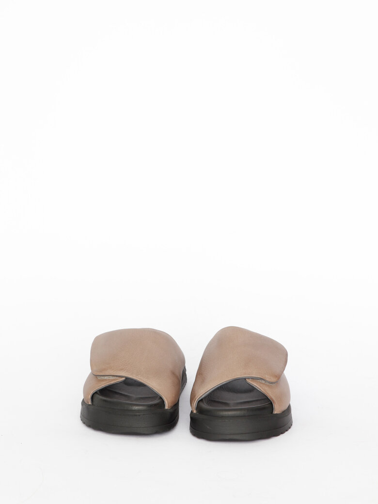 Sort Aarhus - Sandal with Velcro closure