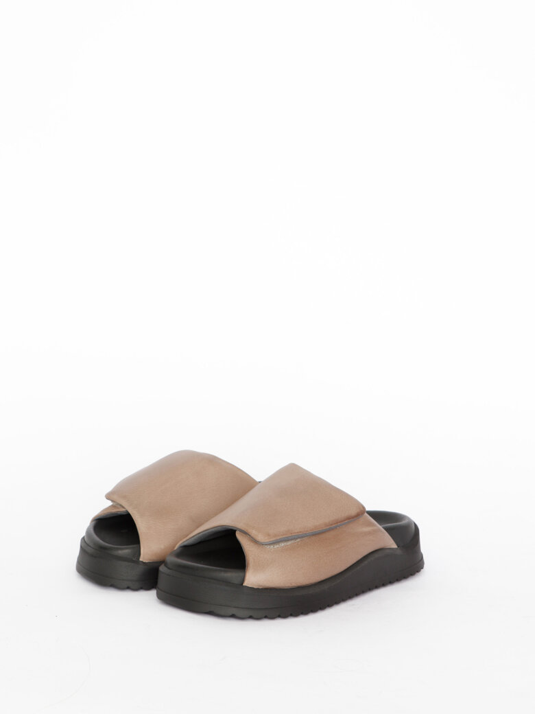Sort Aarhus - Sandal with Velcro closure