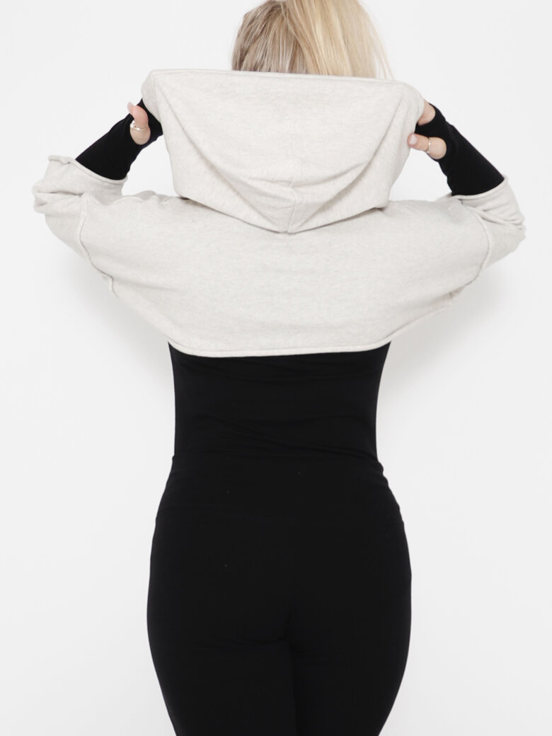 Sort Aarhus - Short knitted blouse with hood