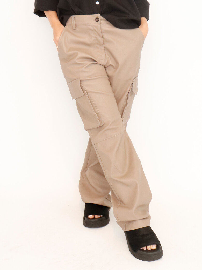 Sort Aarhus - Cargo pants in lamb leather