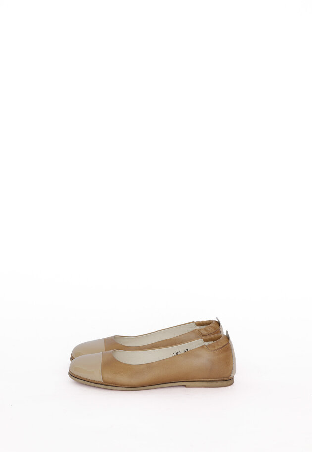 Lofina - Ballerina med blank snude