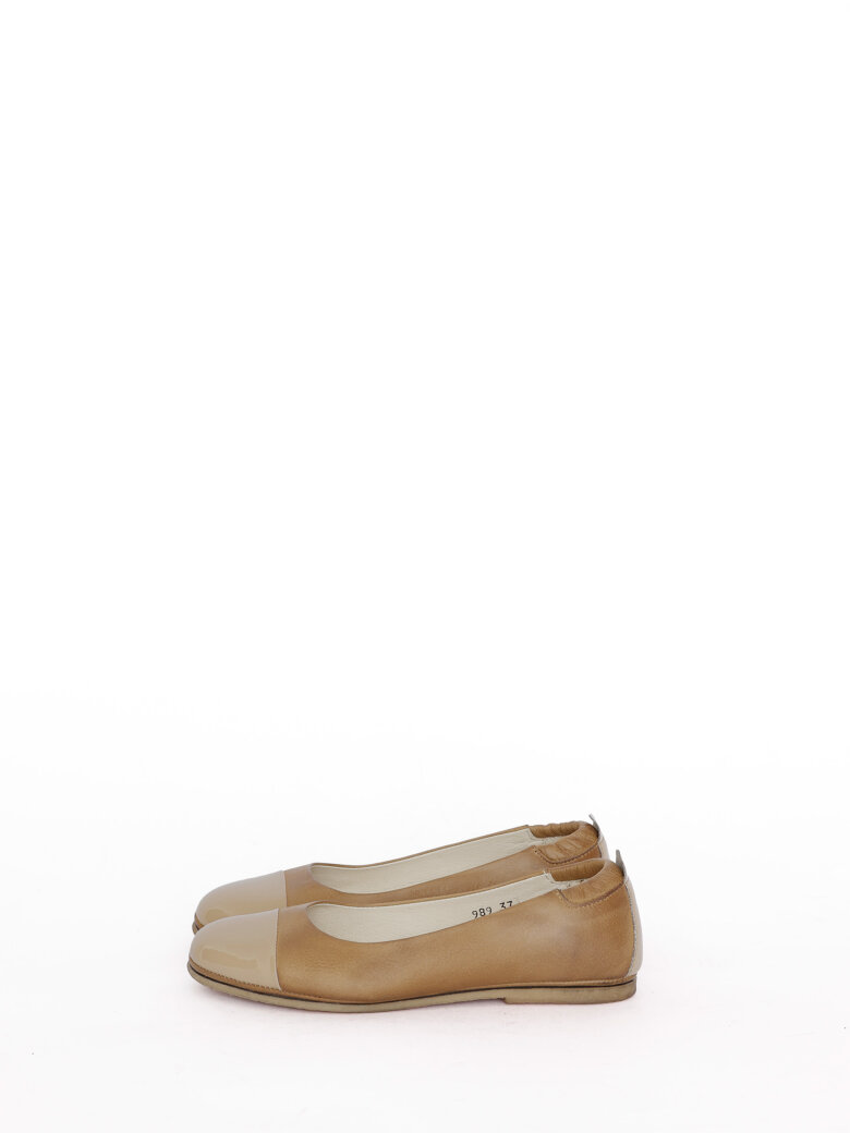 Lofina - Ballerina med blank snude
