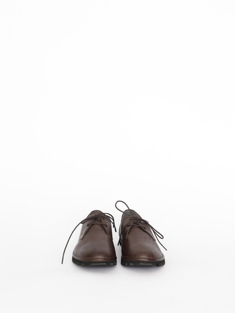 Lofina - Shoe with a flexible sole