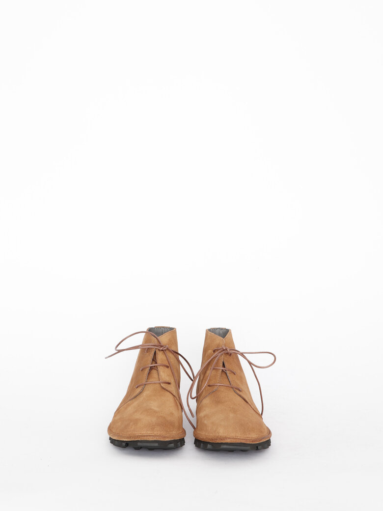 Lofina - Desert boot with a flexible sole