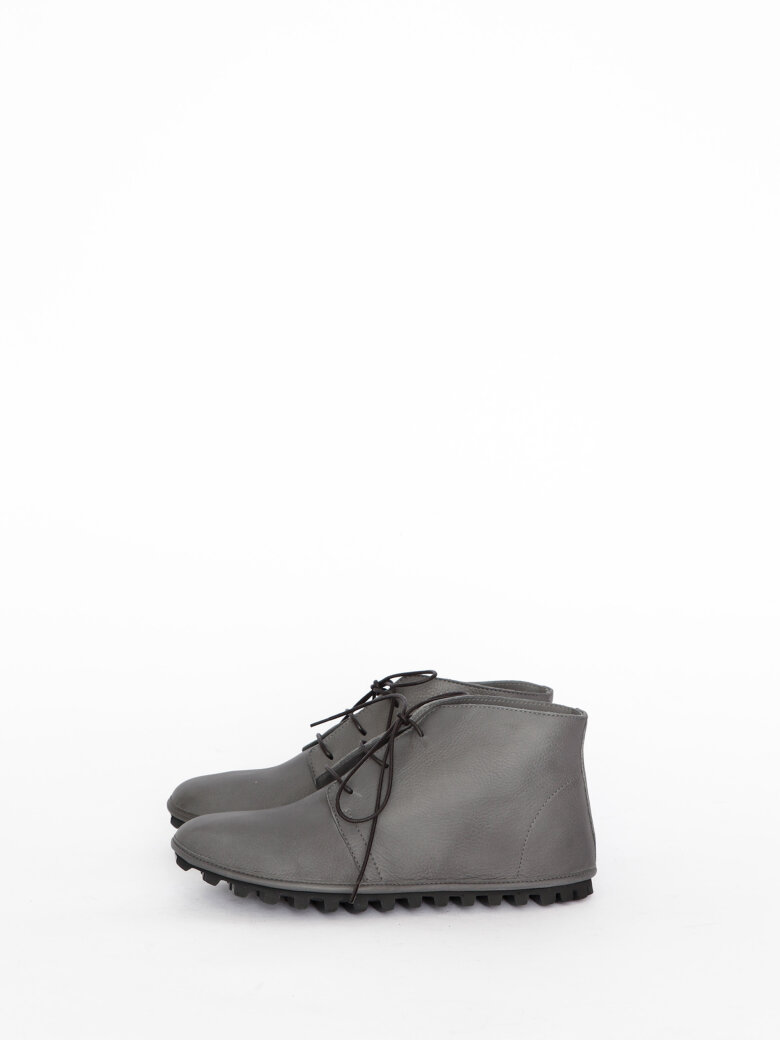 Lofina - Desert boot with a flexible sole