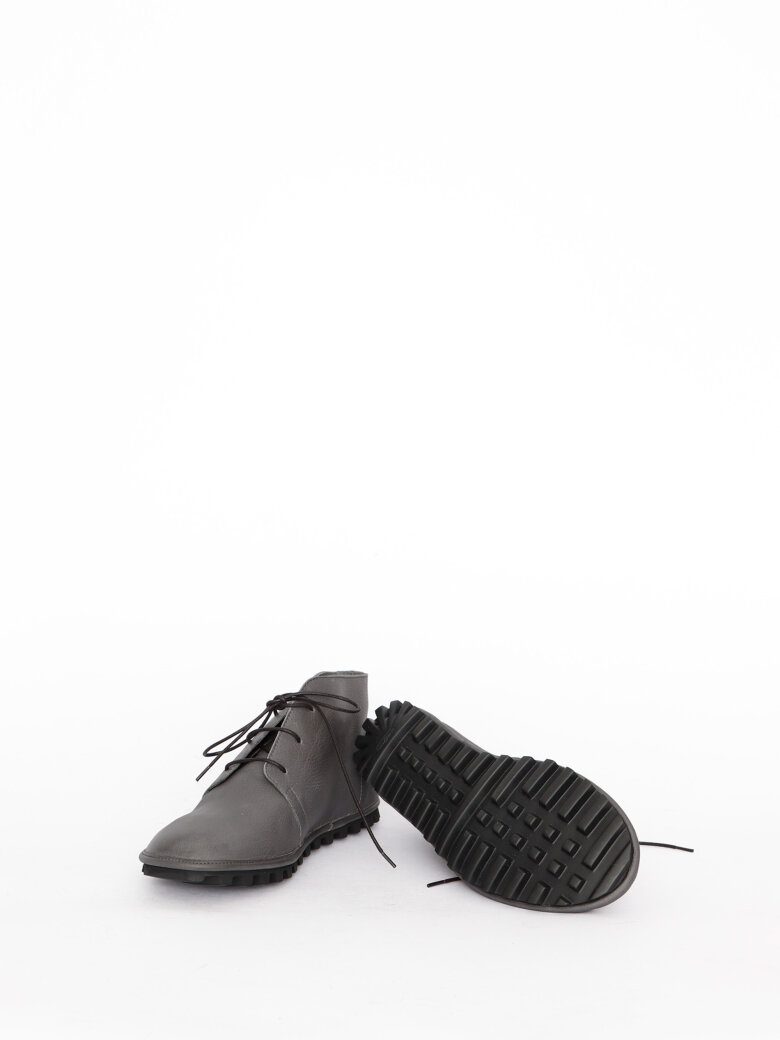 Lofina - Desert boot with a flexible sole