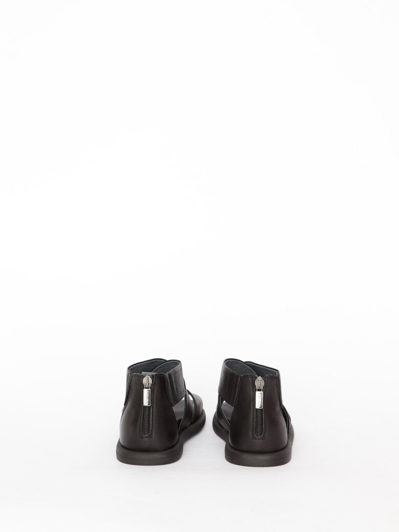Lofina - Sandal med lynlås
