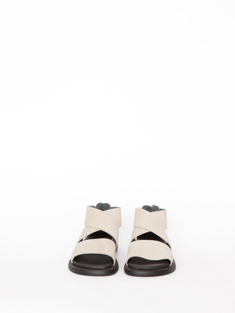 Lofina - Sandal med lynlås