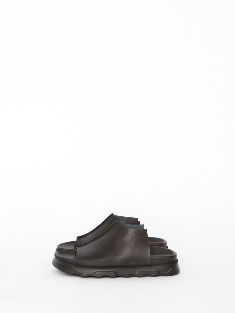 Lofina - Sandal med fodsengssål