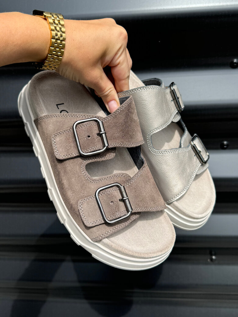 Lofina - Sandal with footbed sole and buckles