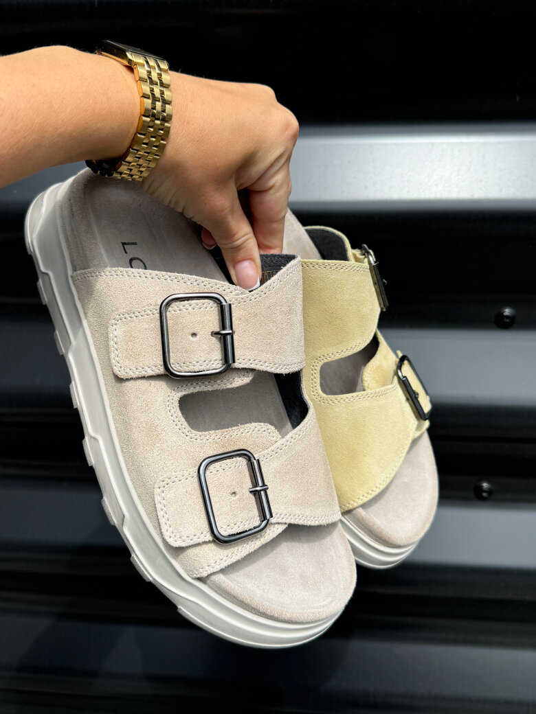 Lofina - Sandal with footbed sole and buckles