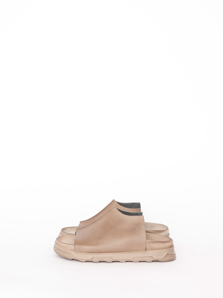 Lofina - Sandal med fodsengssål