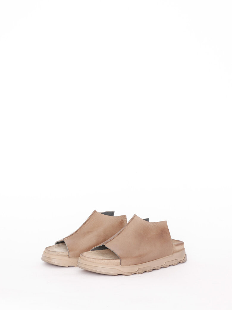 Lofina - Sandal med fodsengssål