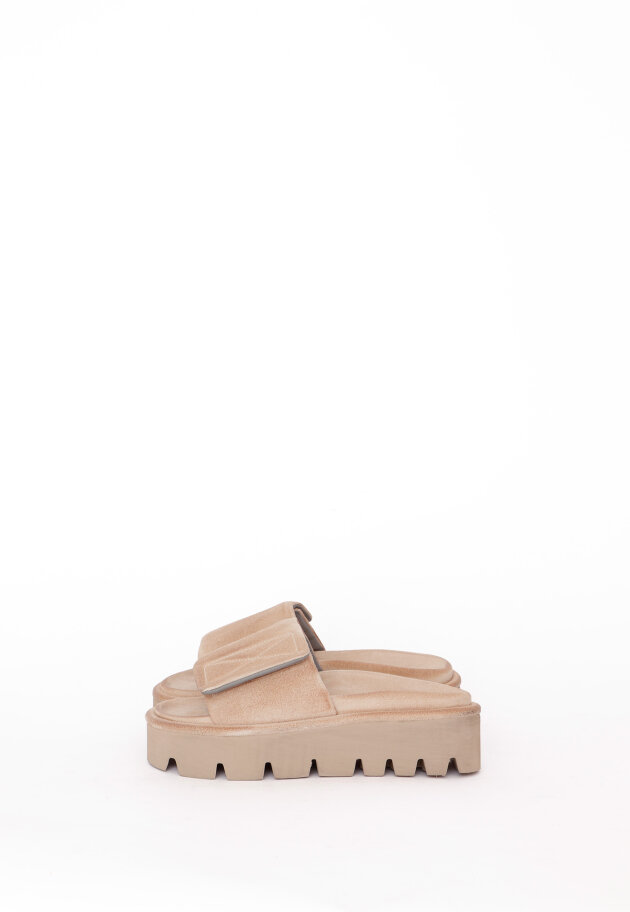 Lofina - Sandal med velcrolukning