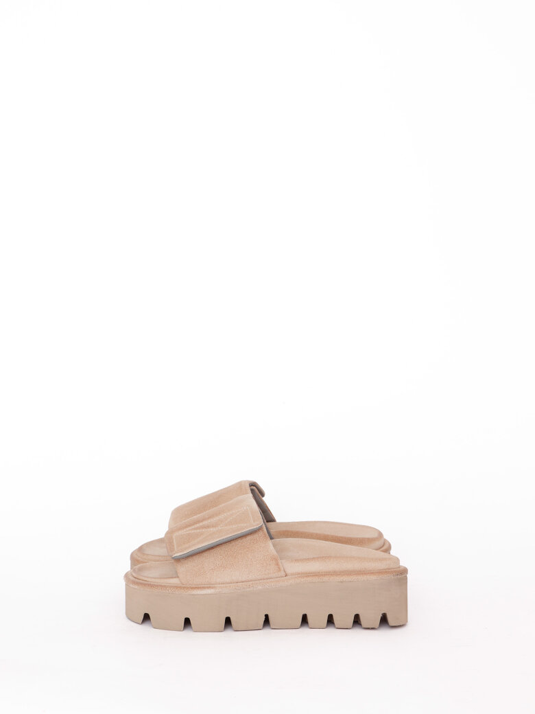 Lofina - Sandal med velcrolukning