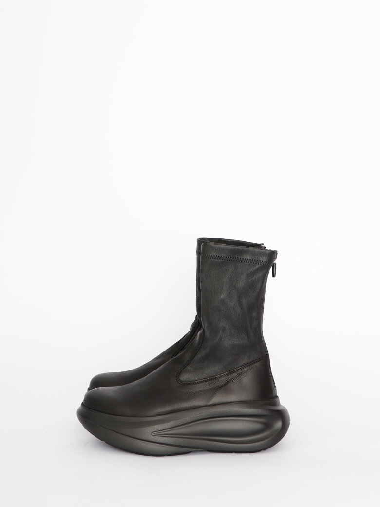 Lofina - Boot with stretch skin and zipper