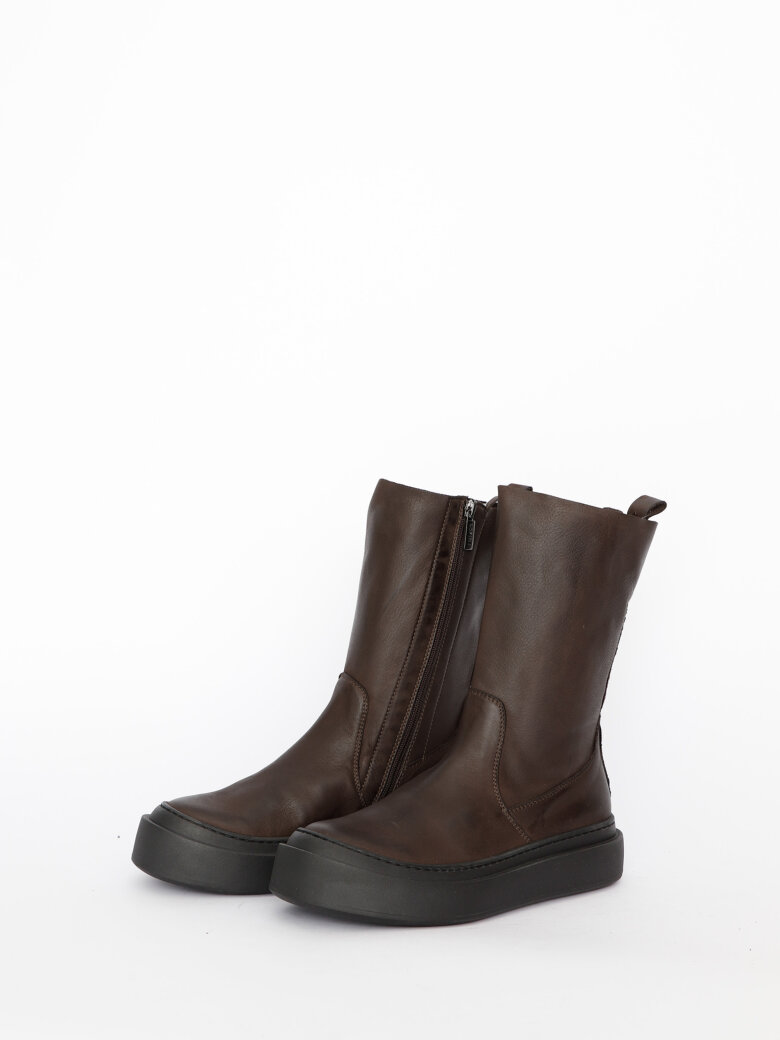 Lofina - Boot with loose leather shaft and zipper