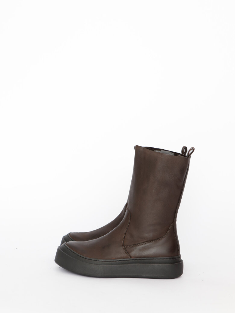 Lofina - Boot with loose leather shaft and zipper