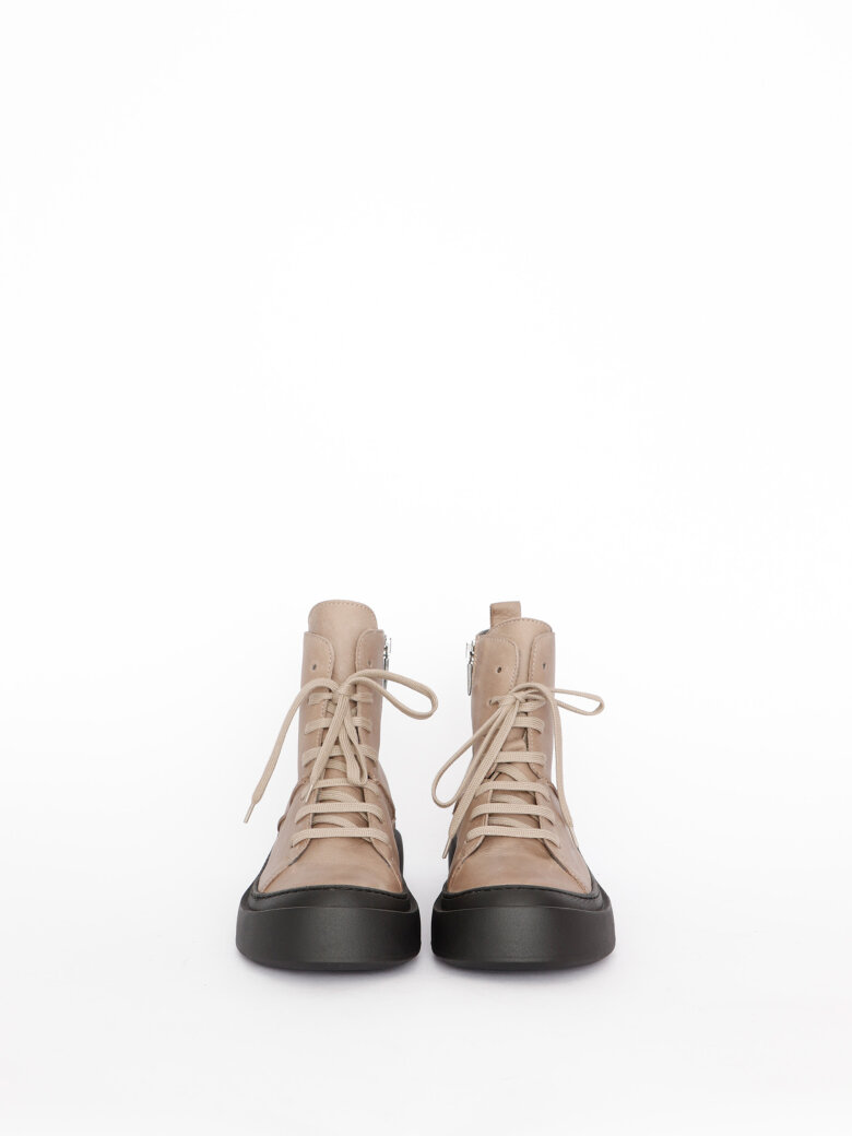 Lofina - Boot with laces and zipper