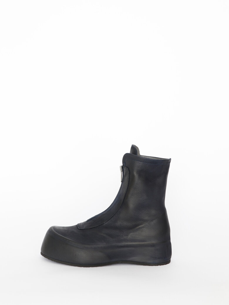 Lofina - PRE ORDER! Støvle med front-lynlås