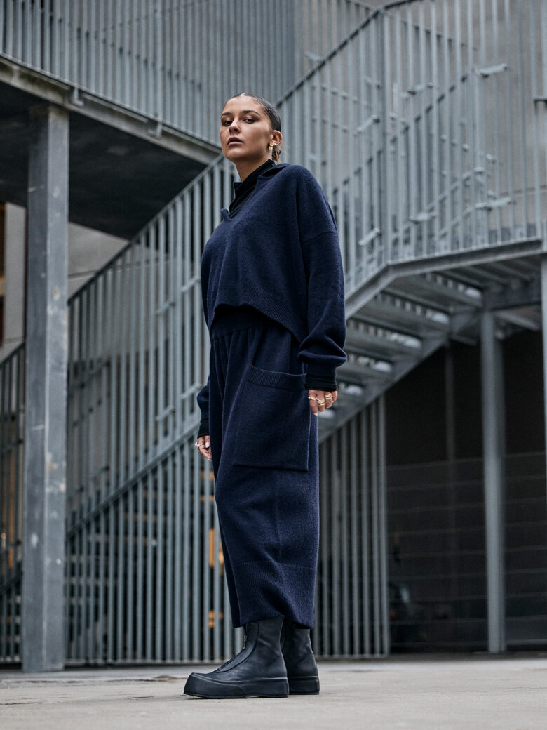 Lofina - Boot with front zipper