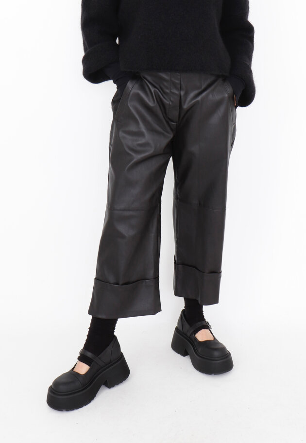 Sort Aarhus - 3/4 length leather pants