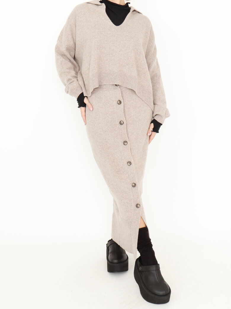 Sort Aarhus - Knitted skirt with buttons