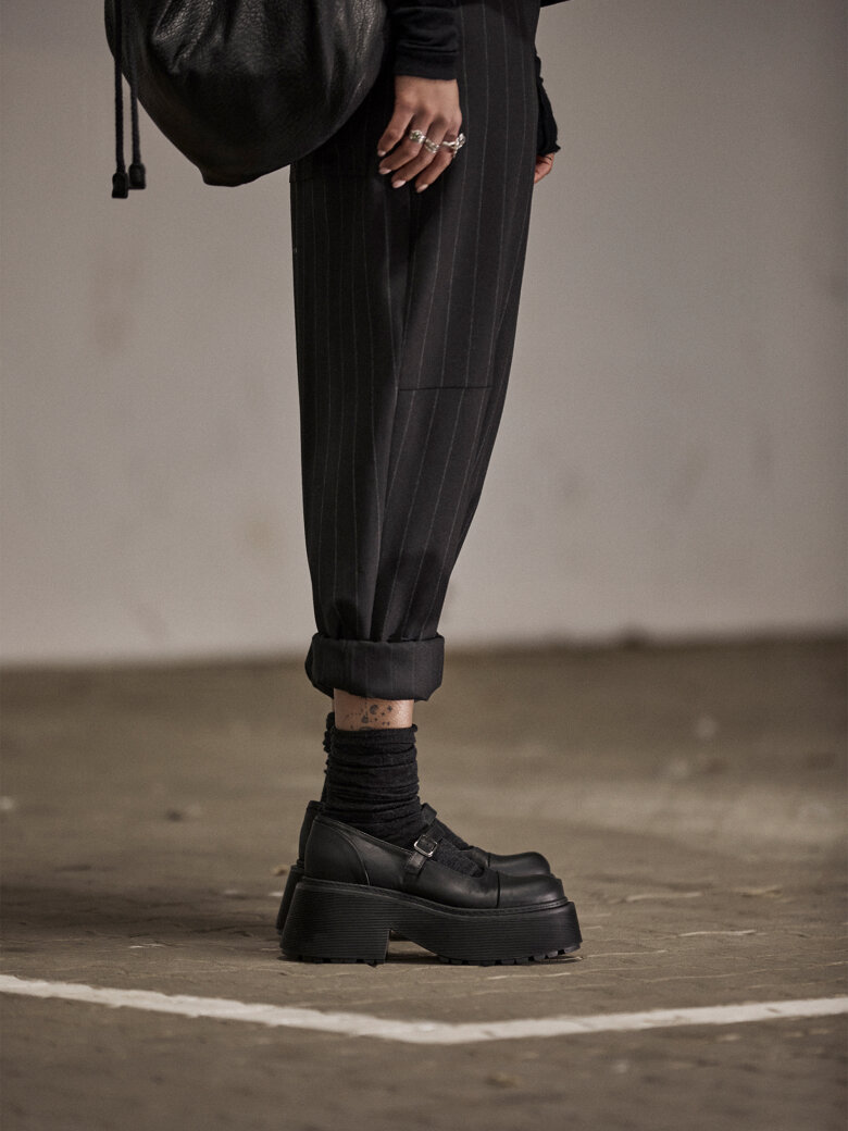 Sort Aarhus - Pinstriped baggy pants with pockets