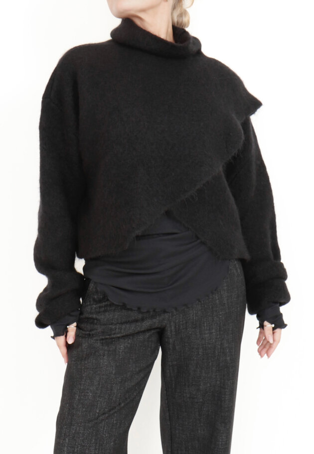 Sort Aarhus - Strikket bluse med detaljer