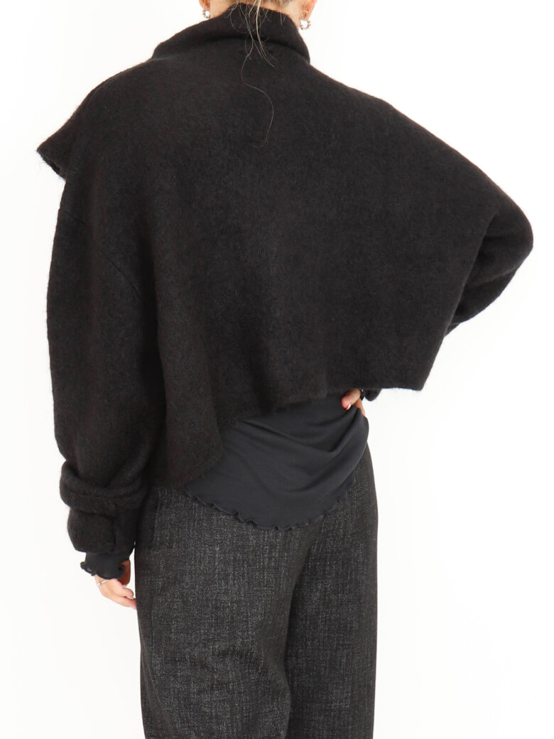 Sort Aarhus - Strikket bluse med detaljer