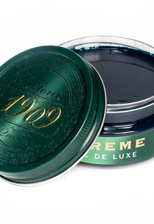 Blue shoe polish