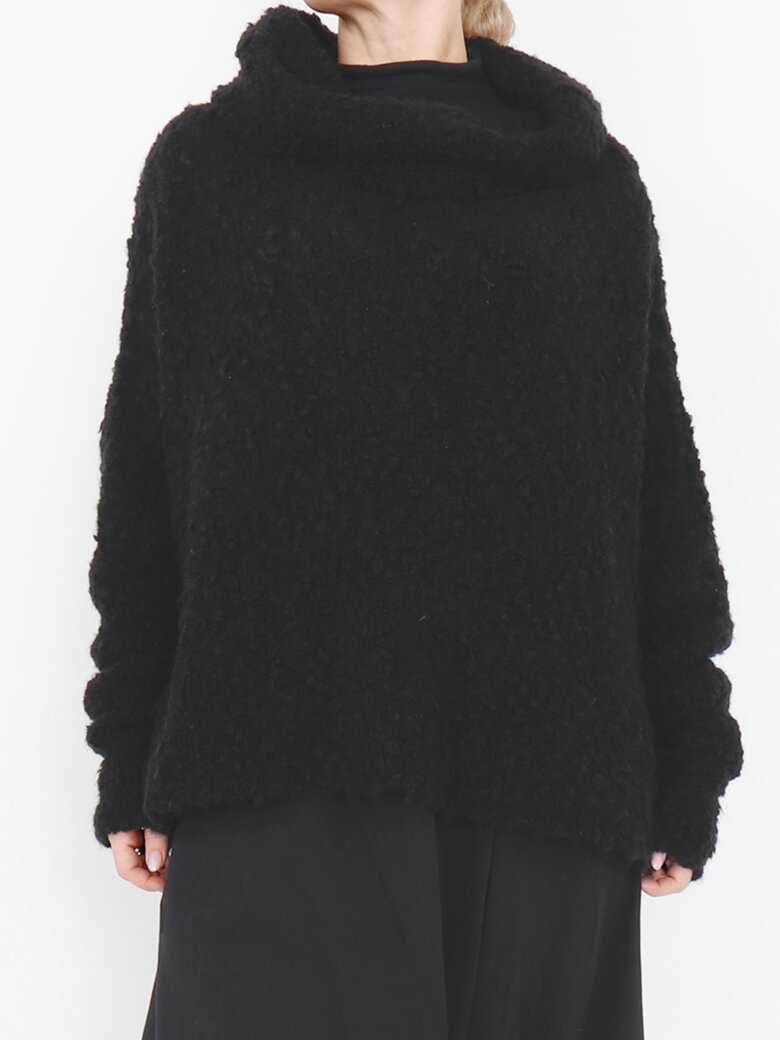 Sort Aarhus - Oversize bluse i Alpacauld