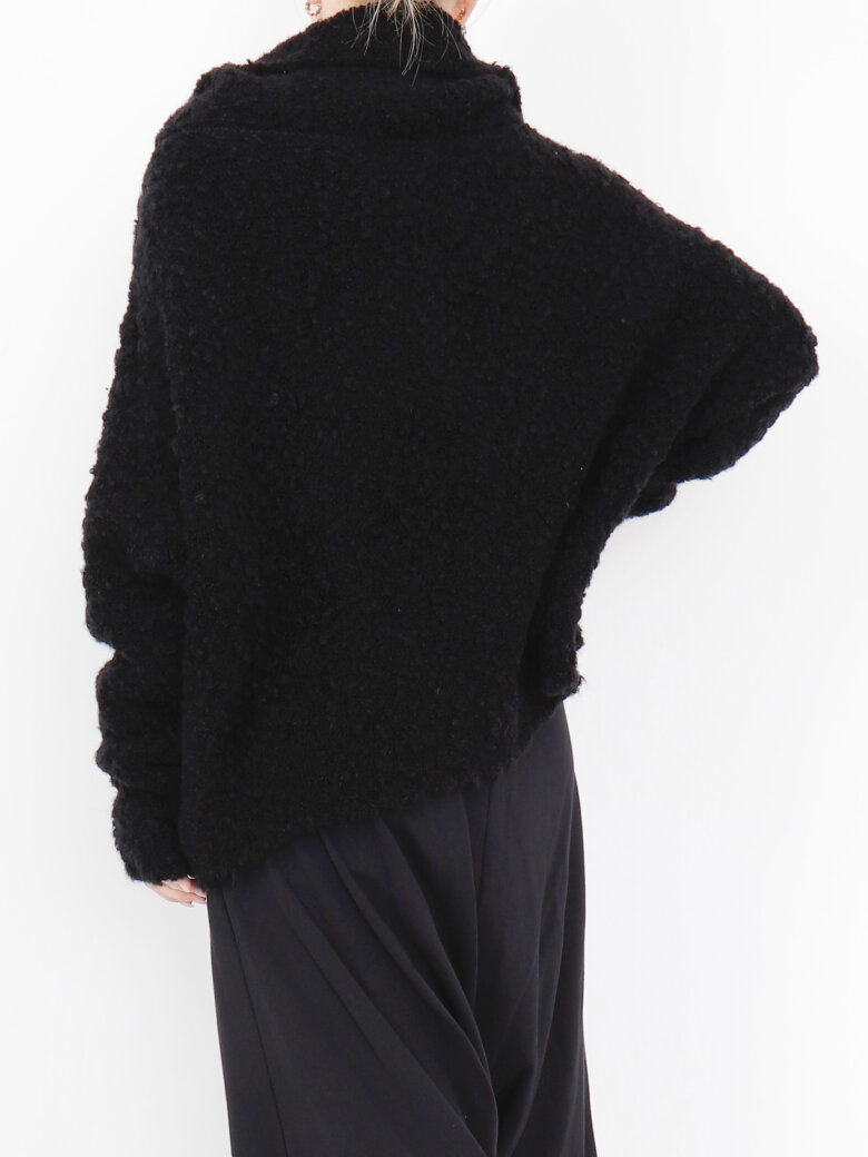 Sort Aarhus - Oversize bluse i Alpacauld
