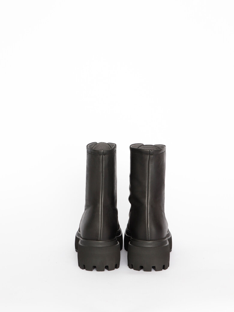 Lofina - Boot with front zipper
