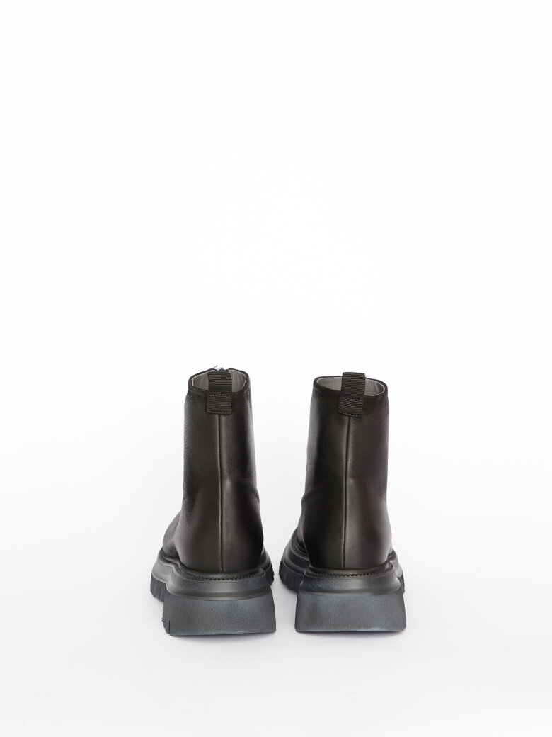 Lofina - Boot with front zipper