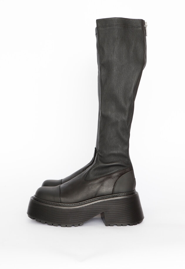 L'Appartement マノロブラニク Long BOOTS Manolo Blahnik Motosahi Tall Lug-Sole Leather Boots | Neiman