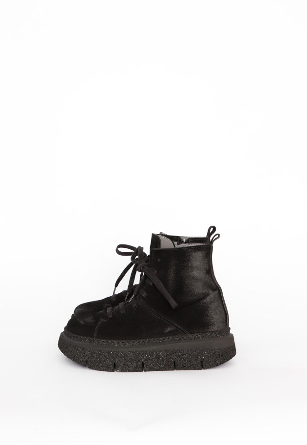 Lofina - Boot in suede with zipper and laces Lofina - Boot in suede with zipper and laces