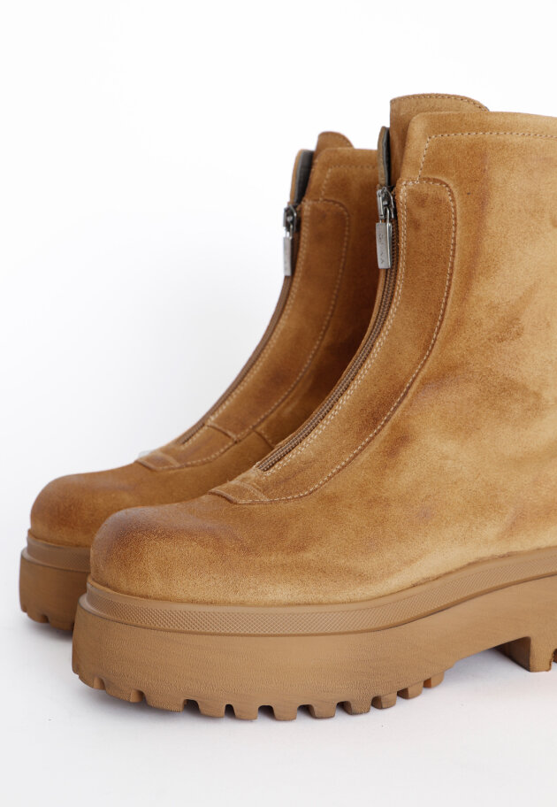 Lofina - Boot with front zipper