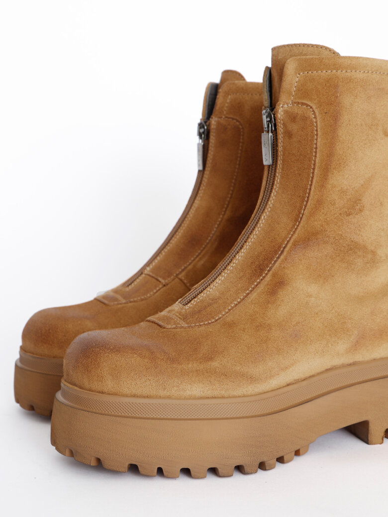 Lofina - Boot with front zipper
