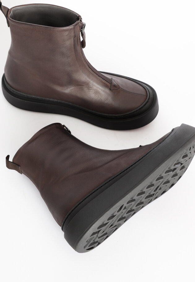 Lofina - Boot with front zipper